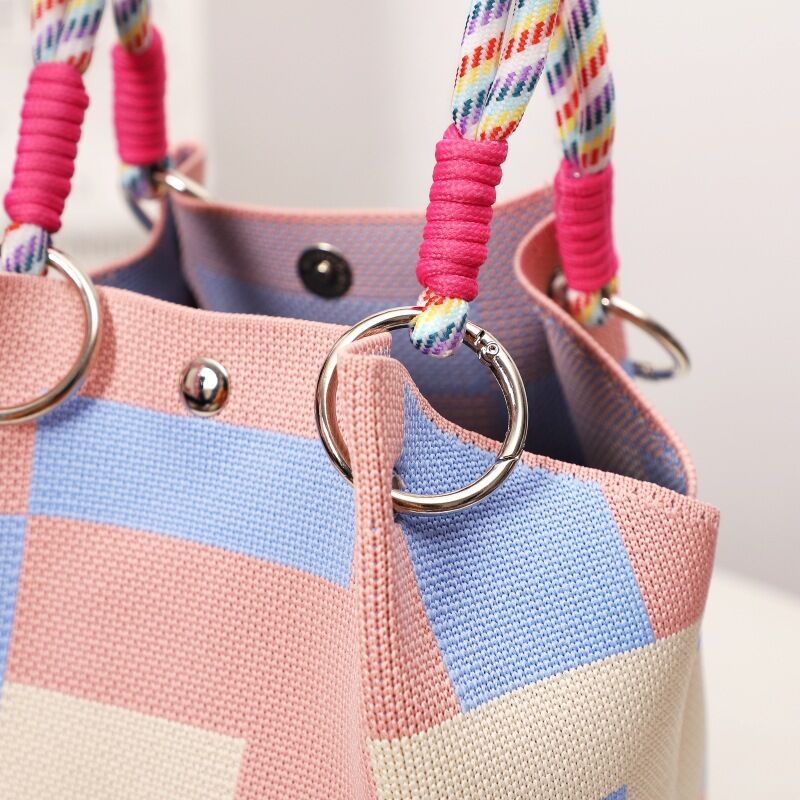 Casual Style Woven Flower Letter Bow Knot Oceanic Style Stripe Plaid Polka Dots Hollowed-Out Mixed Color Woven Fish Geometric Shape Polyester Women's Square Bag Picture4