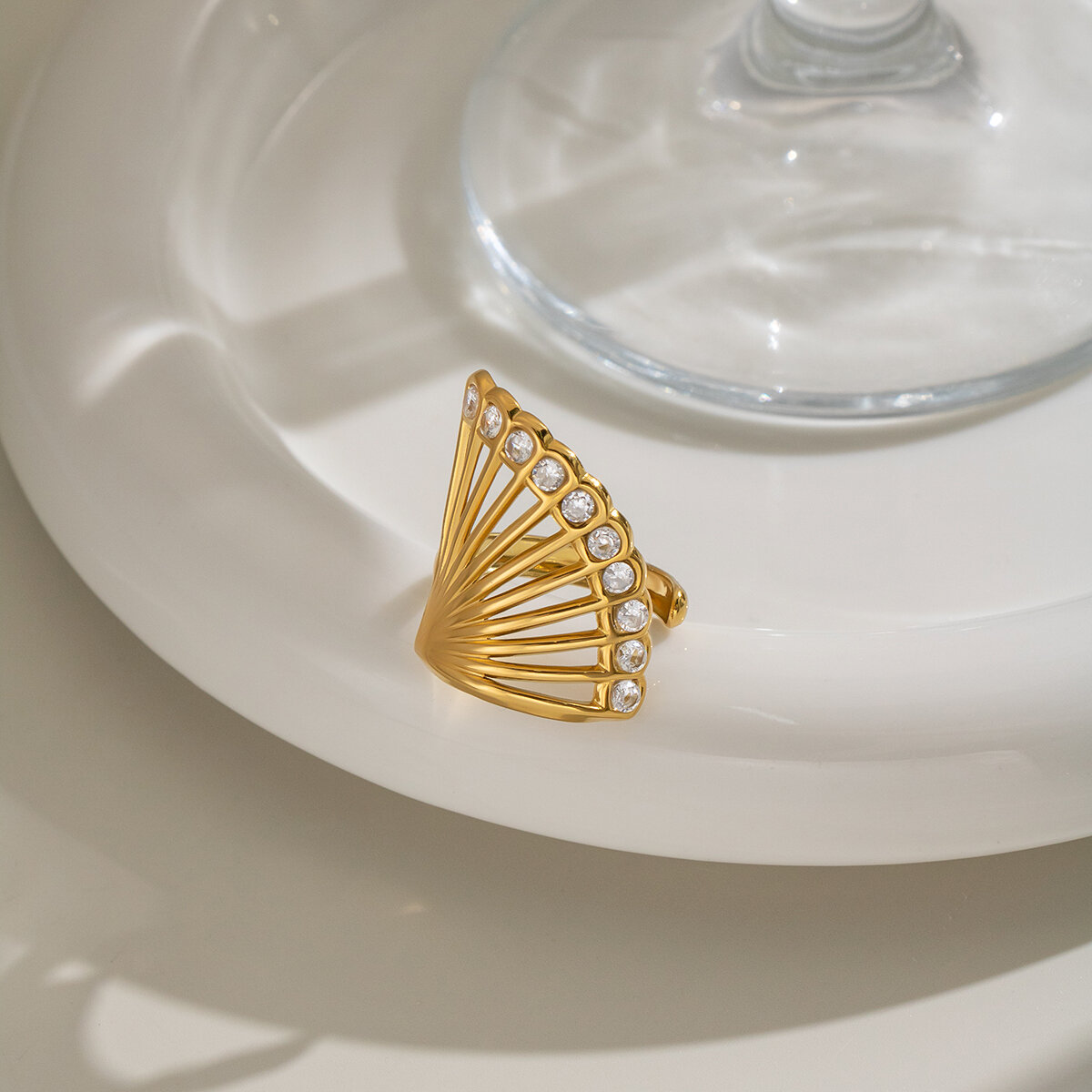 Fan-shaped hollowing Out Stainless Steel Waterproof Gold Color Statement Rings h5 Picture3