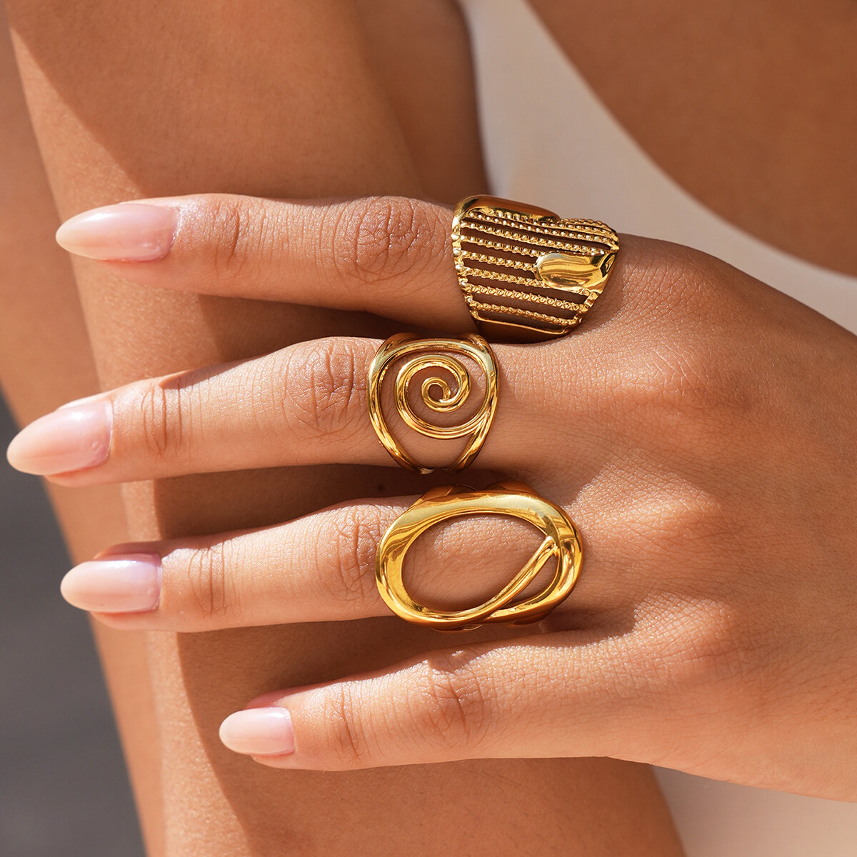 Simple Series Daily Irregular Shape Stainless Steel Waterproof   Gold Color  Statement Rings h5 Picture2