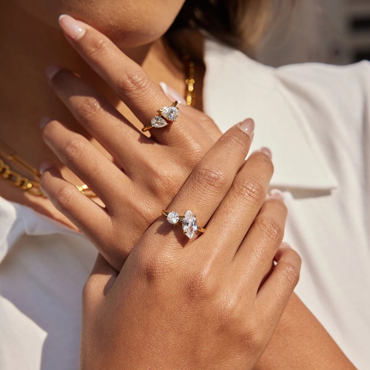 Luxe serie waterdichte roestvrijstalen ringen met goudkleurige edelstenen 2