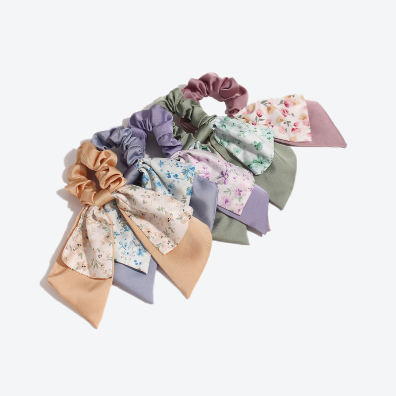 Haargummis aus Stoff der Simple Series mit süßem Blumenmuster