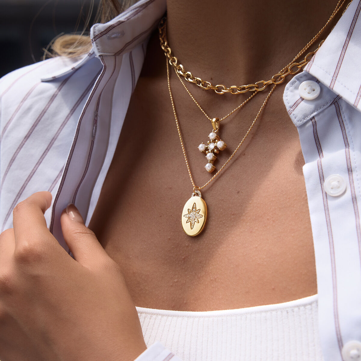 Collares Con Colgante Para Mujer De La Serie Clásica, Elegante Cadena Con Forma Elíptica, De Acero Inoxidable, Resistentes Al Agua Y De Color Dorado. Imagen2