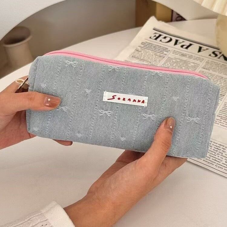 Estuches Para Bolígrafos De Poliéster Sencillos, Informales, Con Lazo En Forma De Corazón Y De Color Liso, De La Serie Simple. h5Imagen4