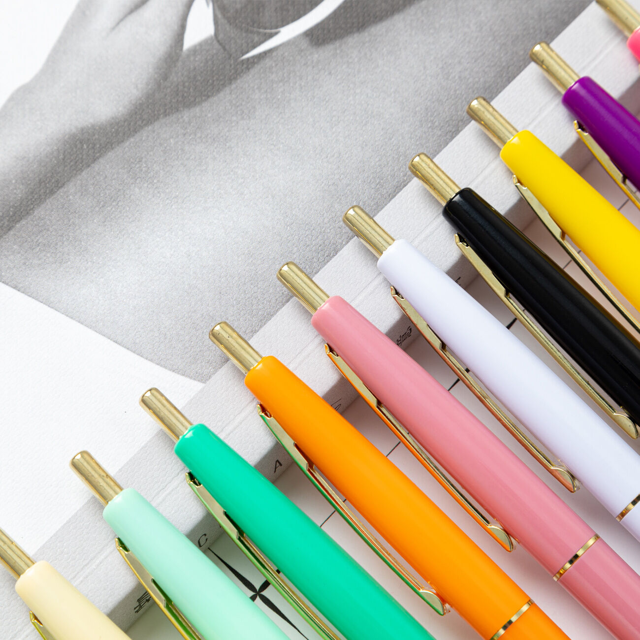 Stylos À Bille Simple Series Daily De Couleur Unie 2
