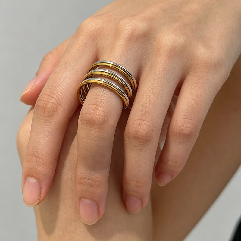Schlichte, Wasserdichte Edelstahlringe In Goldfarbe – Minimalistisch Und Einfach Zu Montieren Bild3