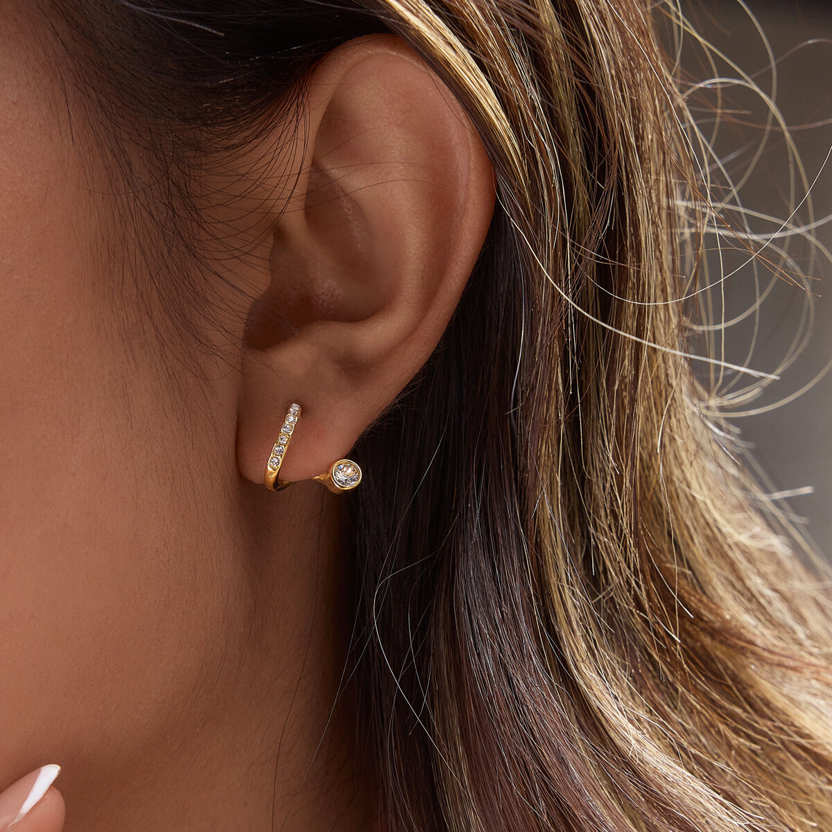 Boucles D'Oreilles Puces Pour Femmes, Collection Simple Series Daily, Lignes Irrégulières, En Acier Inoxydable Étanche. Image3