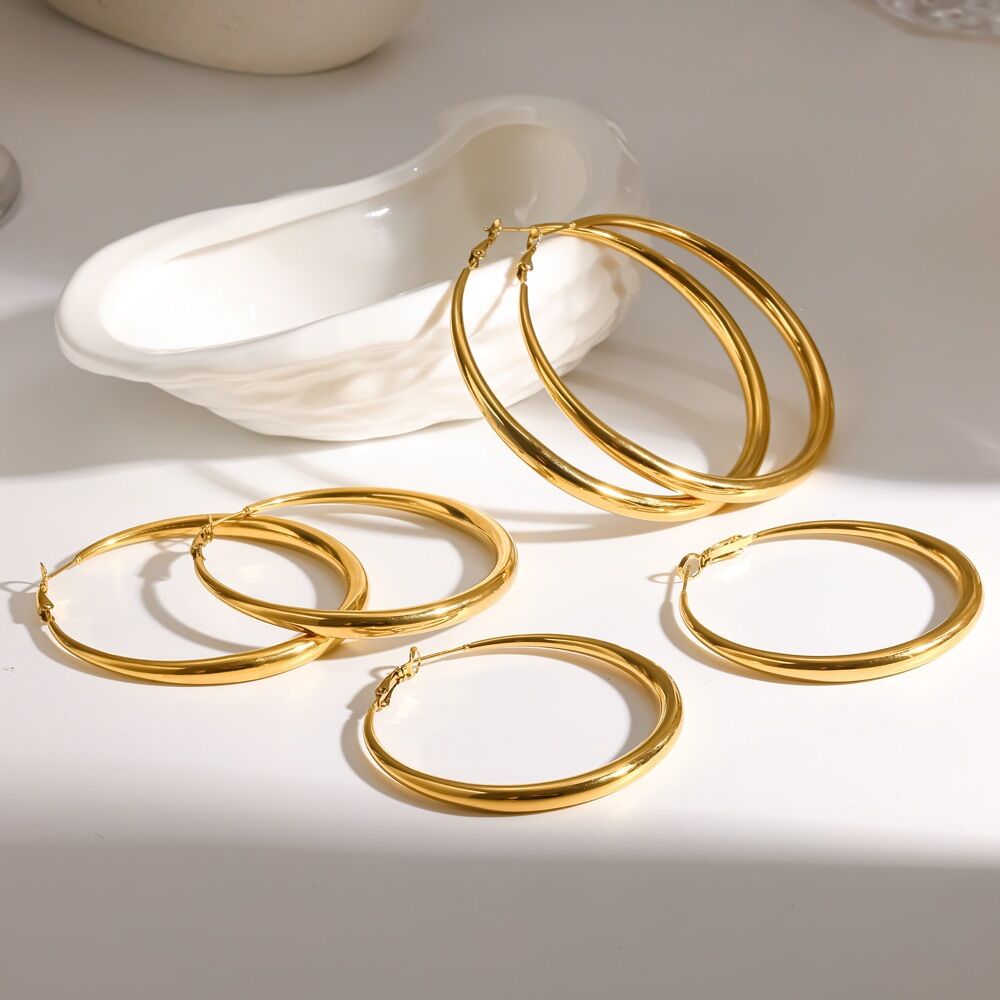 Simple Stainless Steel Waterproof Gold Color Women's Hoop Earrings h5Picture3