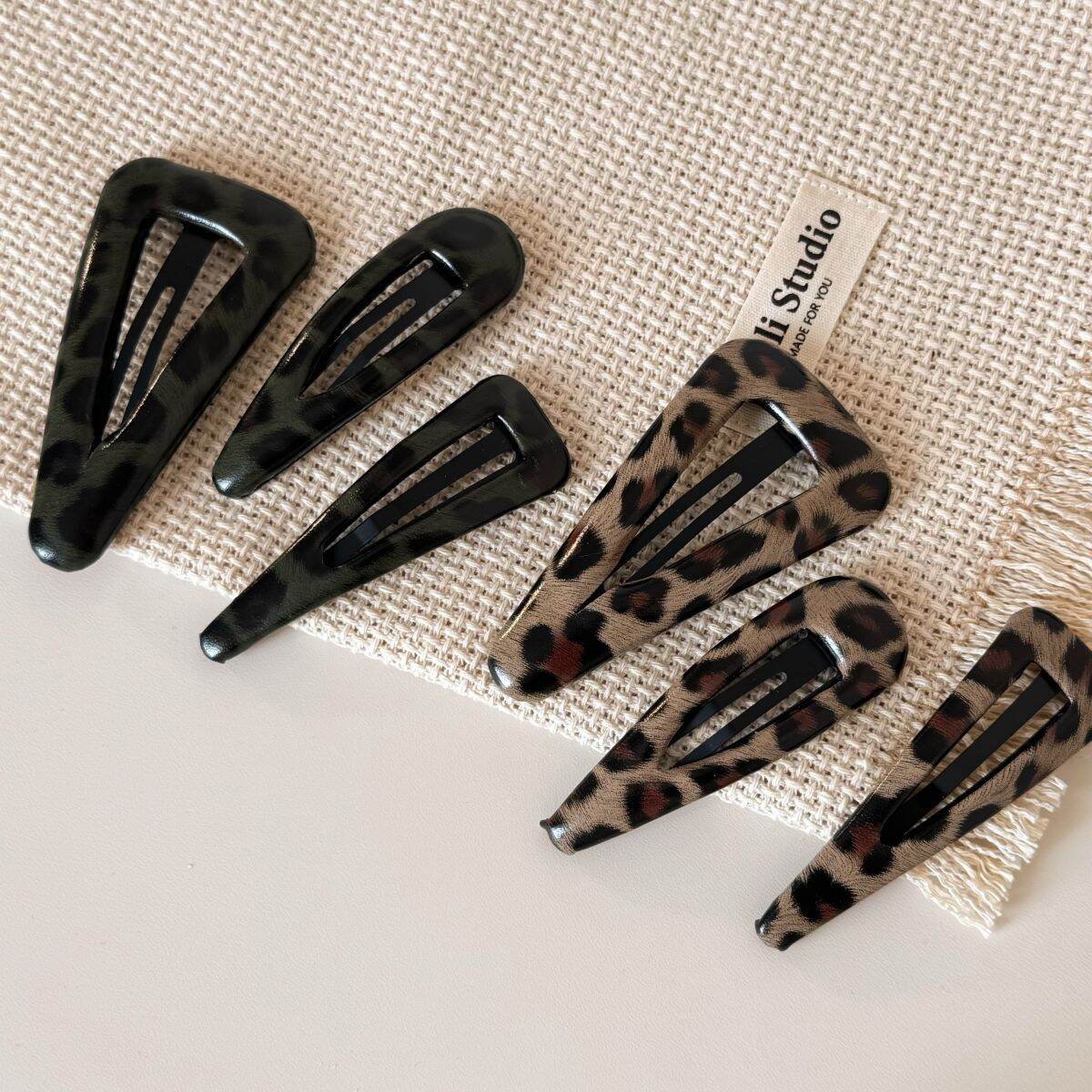 Simple Series Retro Effen Kleur Luipaardprint Pu Haarclips Afbeelding3
