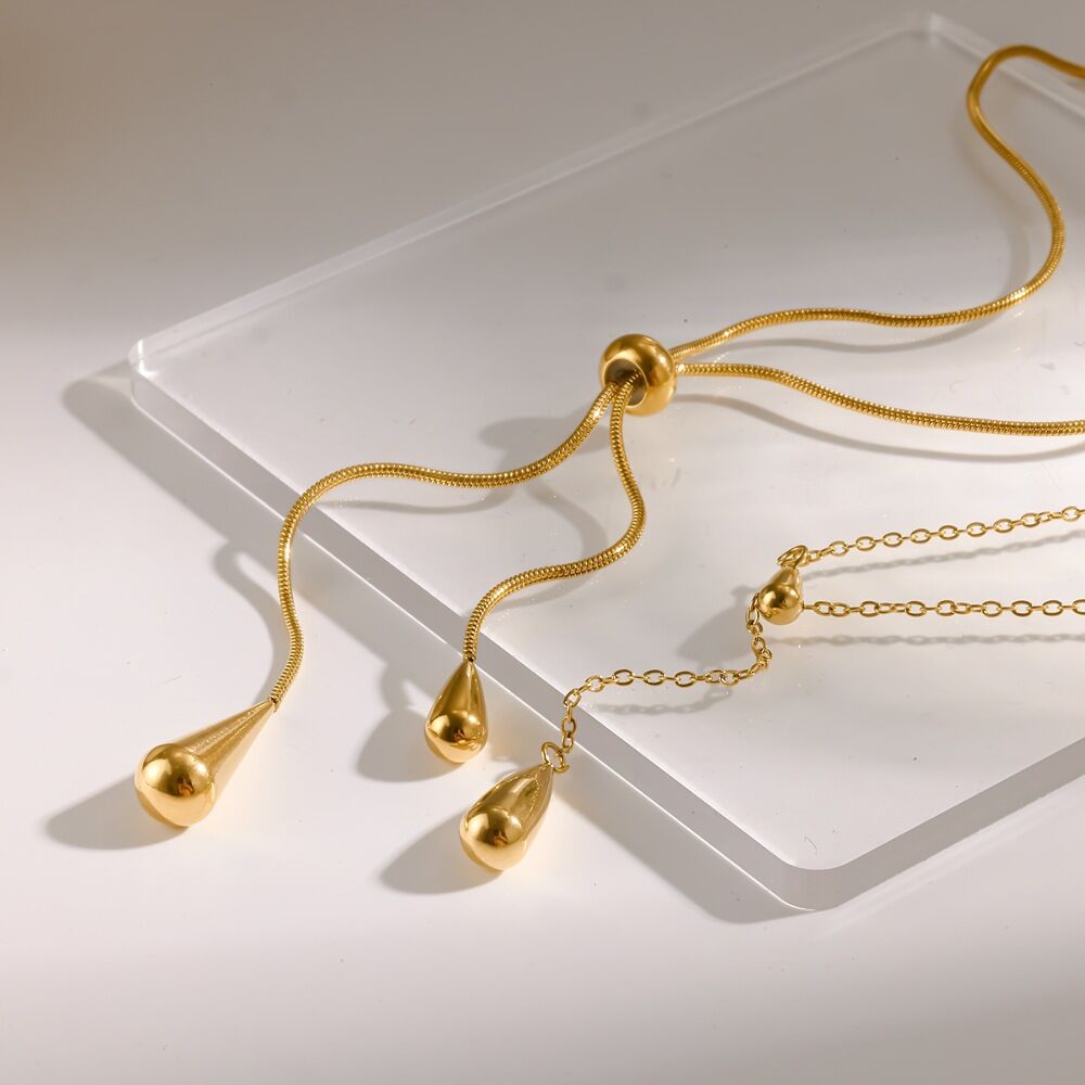 Collana Con Pendente A Goccia Da Donna, Serie Simple, In Acciaio Inossidabile Impermeabile Color Oro. h5 Immagine3