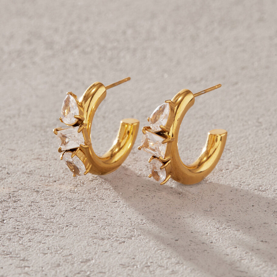 Boucles D'Oreilles Puces Pour Femmes Simple Series Daily Circle En Acier Inoxydable Étanche Couleur Or Image3