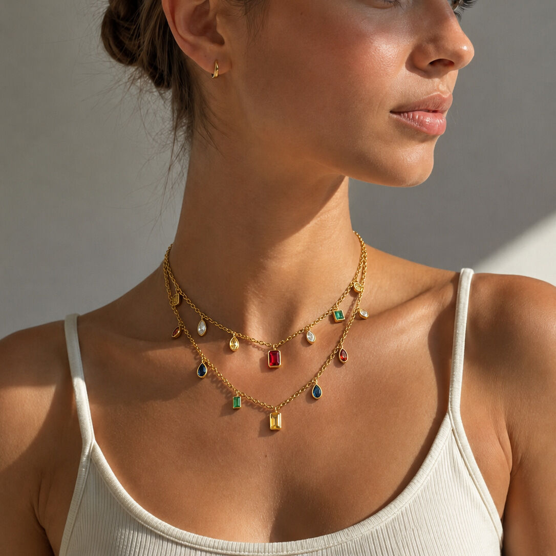 Collares Con Colgante De Circonita De Acero Inoxidable Color Oro, De La Serie Romantic Daily, Con Forma Rectangular. Imagen2