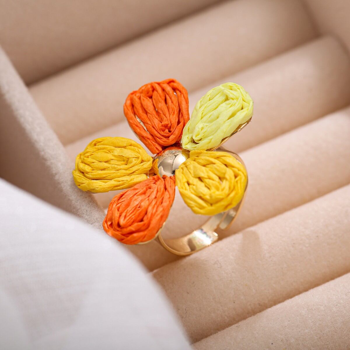 Romantic Series Sweet Flower Raffia Statement Rings h5 Picture3