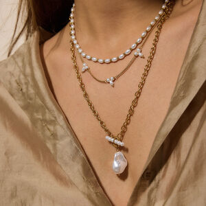 Romantic Series Elegant Irregular Shape Chain Stainless Steel Waterproof Gold Color Women's Beaded Necklaces h5 Picture2