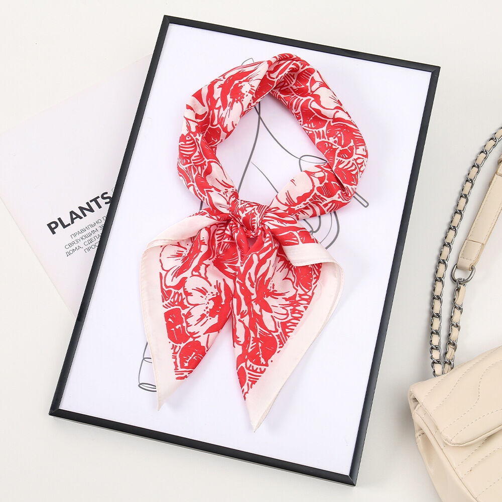 Rosso/70*70cm Immagine2