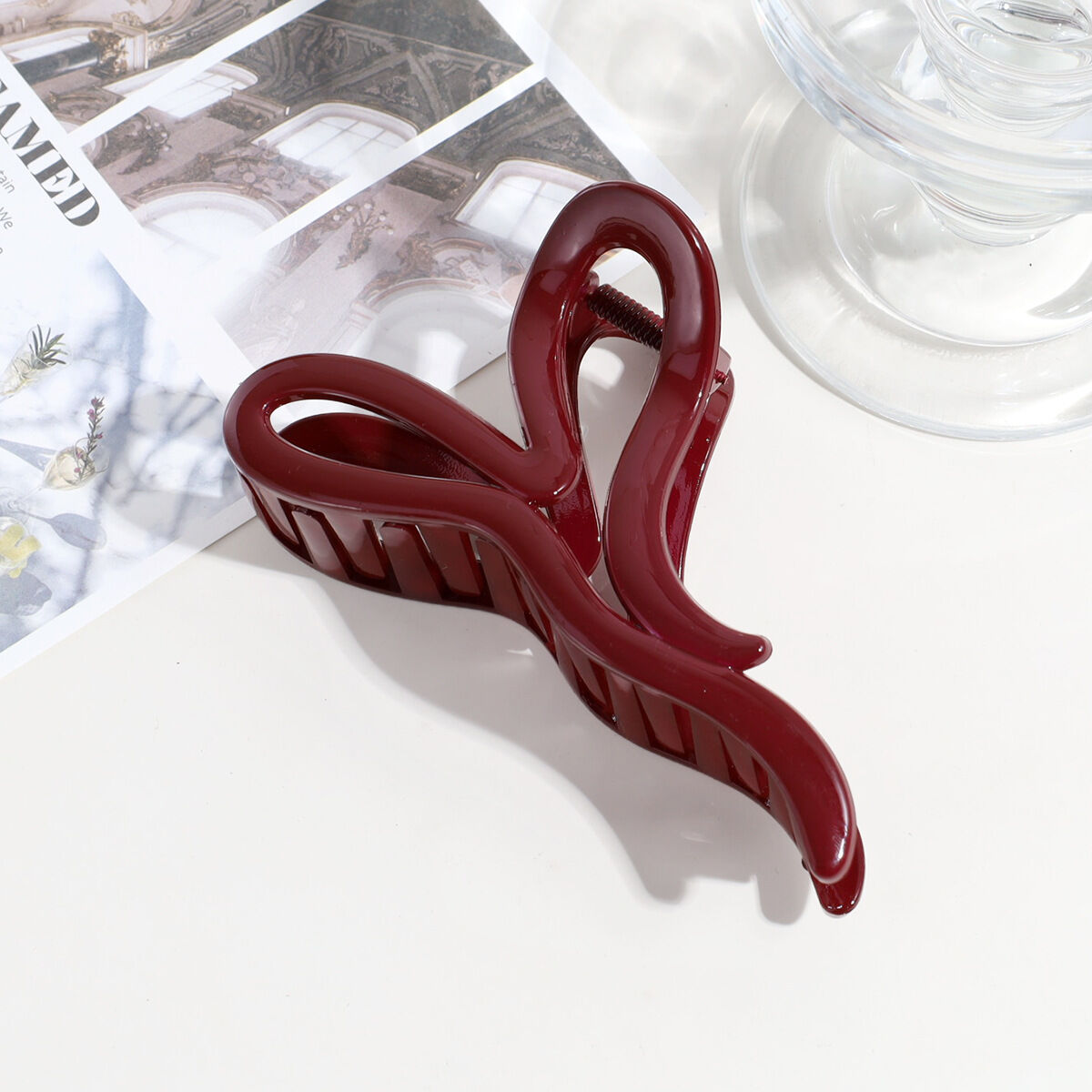 Simple Series Daily Heart Solid Color Acrylic Hair Claws h5