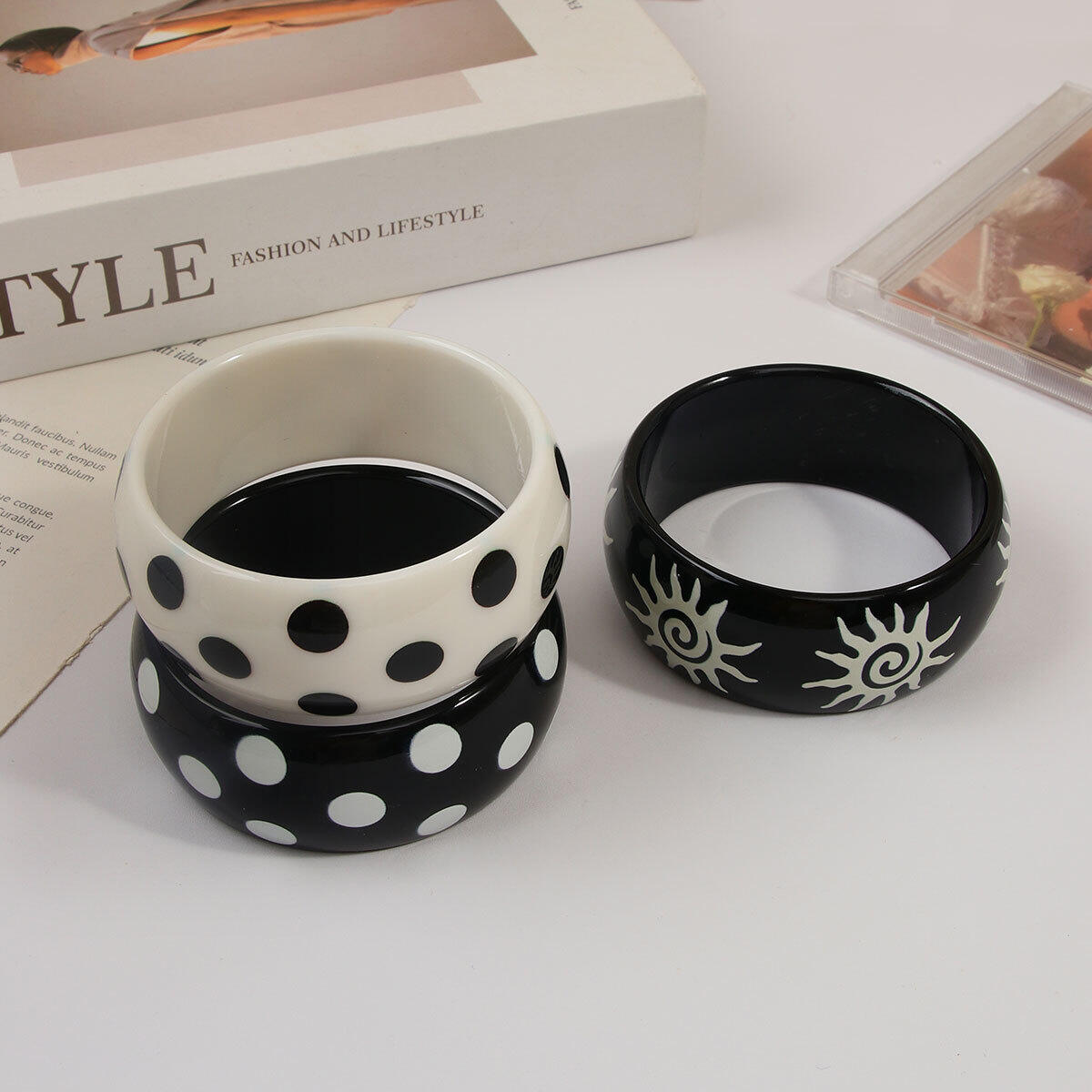 Punk Sun Polka Dots Pattern Resin Women's Bangles Picture2
