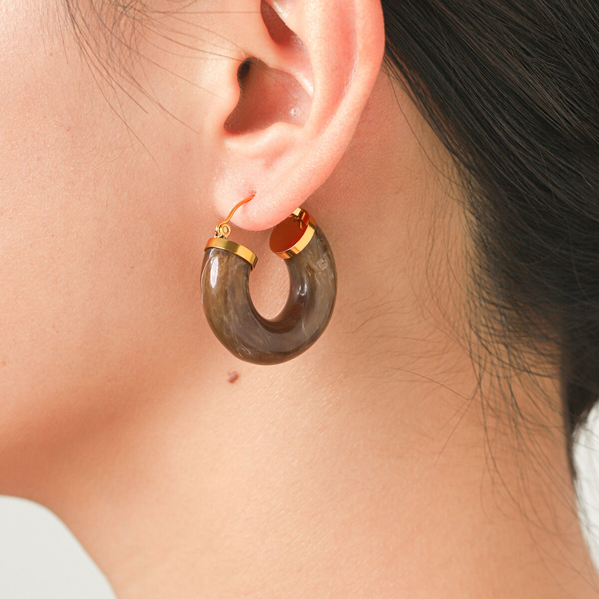 Simple Series Retro Daily Geometric Shape Resin   Gold Color  Women's Hoop Earrings Picture5
