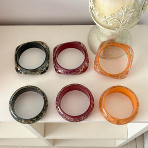 Brazaletes De Resina Con Degradado De Color Para Mujer h5 Imagen3
