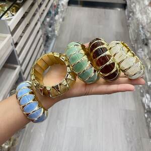 Punkkleurige, Geometrische Acryl Kralenarmbanden Voor Dames h5 Afbeelding4