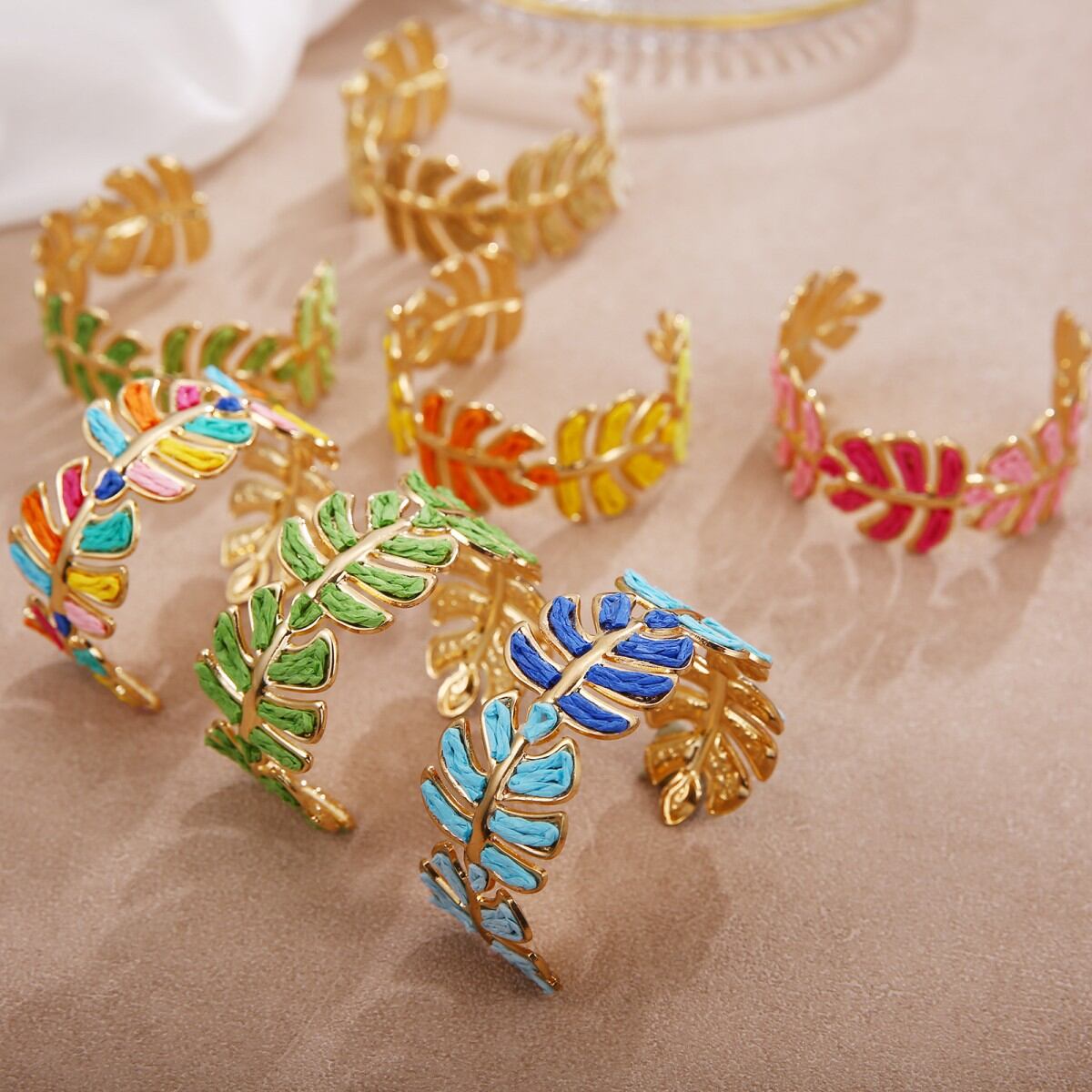 Romantic Series Vacation Plant Woven Raffia Women's Bangles