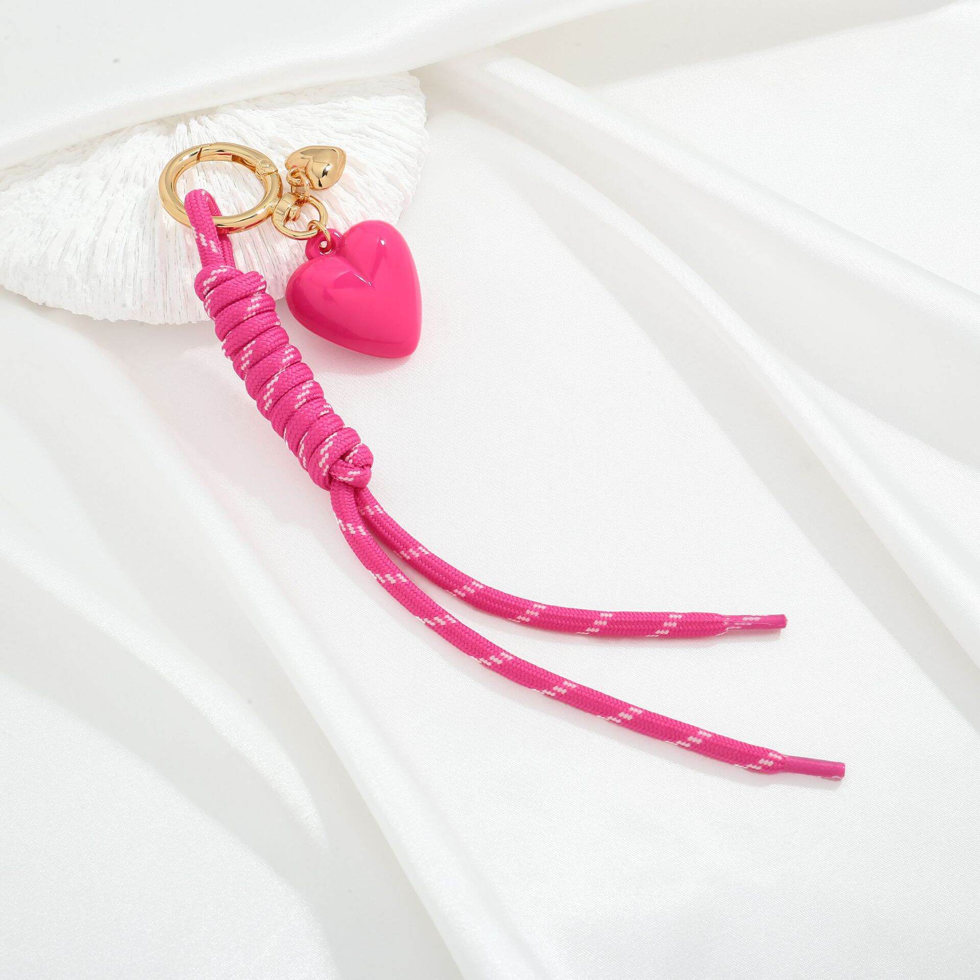 Romantic Series Simple Heart Twist Rope Bag Charms h5 Picture3