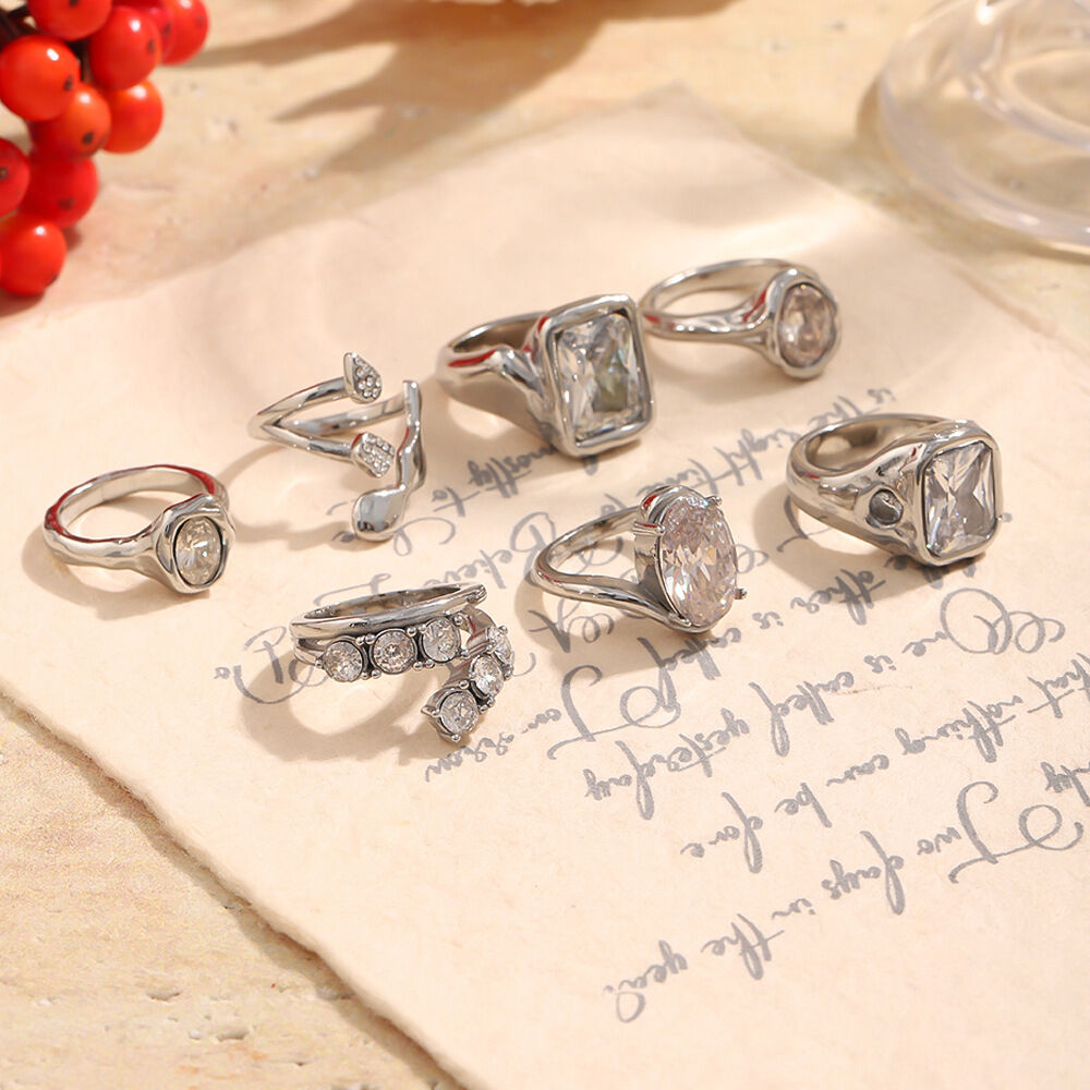 Einfache Hip-Pop/Rock-Ringe Aus Edelstahl, Wasserdicht, Mit Unregelmäßiger Form Und Zirkonia-Edelsteinen Für Damen h5Bild2