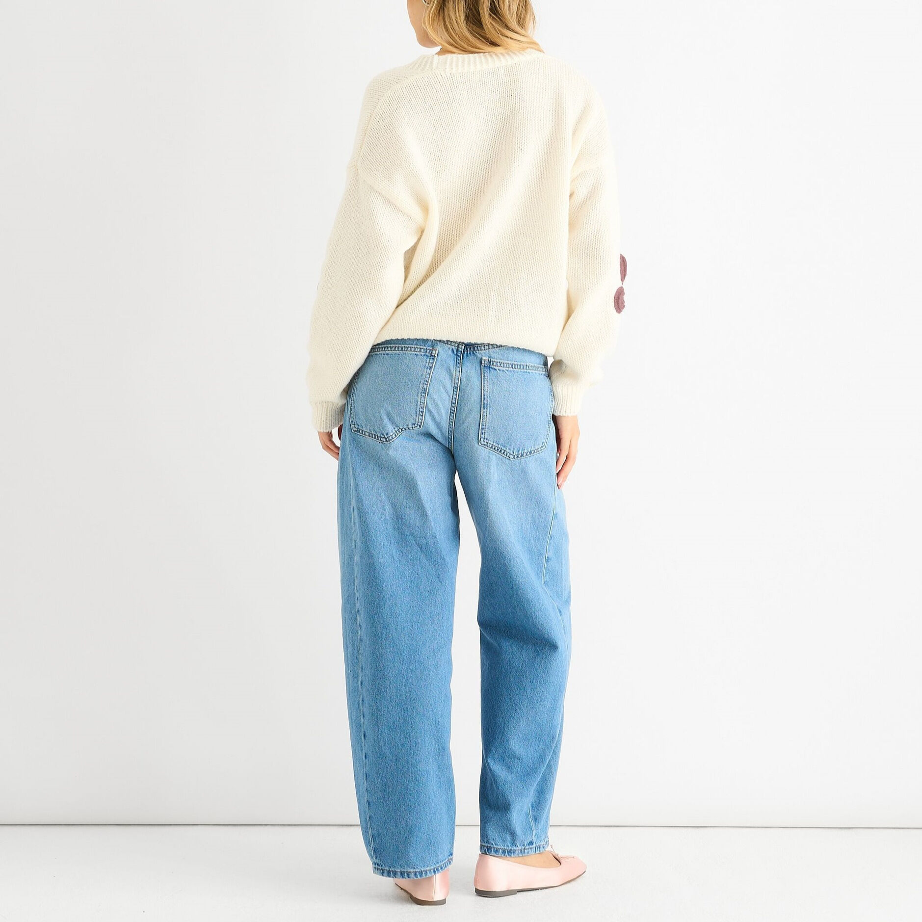 Top Minimalista Da Giorno Con Cardigan In Maglia A Piccoli Fiori 3D Vivaci h5 Immagine3