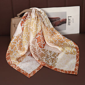 Simple Series Casual Irregular Shape Mixed Color Geometric Shape Imitation Silk Summer Scarves h5 Picture3