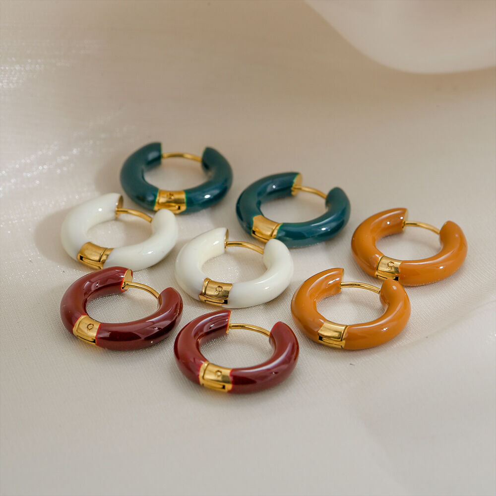 Eenvoudige Serie Retro Ronde Oorringen Van Roestvrij Staal, Waterdicht En Goudkleurig, Voor Dames. Afbeelding2