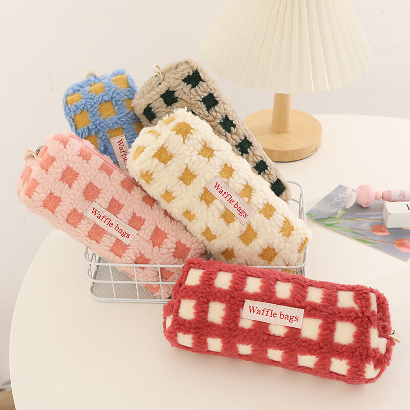 Estuches Para Bolígrafos Sencillos De Piel Sintética Con Estampado De Cuadros Y Letras, Estilo Casual. h5Imagen4