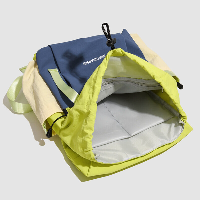 Sportlicher Patchwork-Rucksack aus Nylon für Damen in verschiedenen Farben Bild5