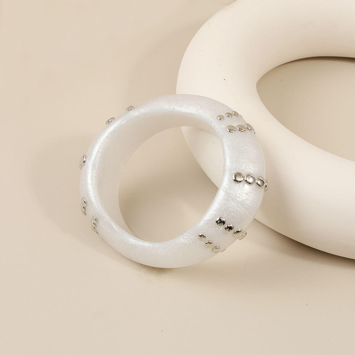 White/Style6 Picture6