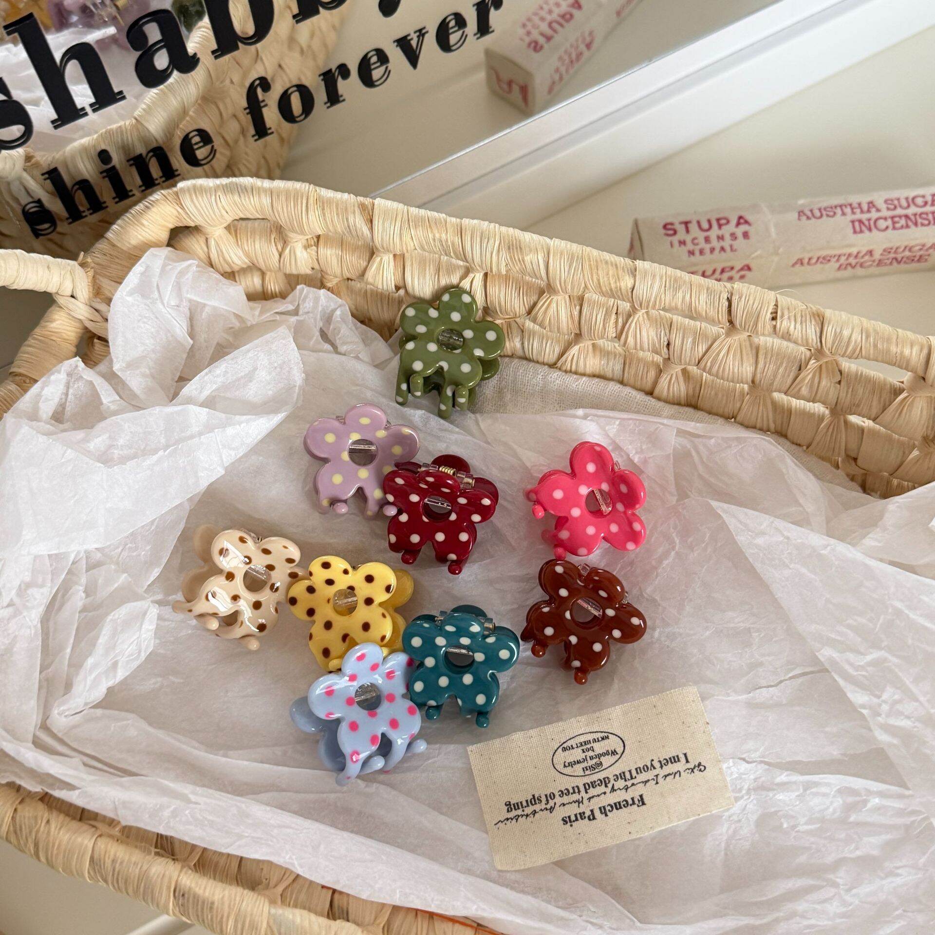 Simple Series Daily Flower Solid Color Polka Dots Acrylic Hair Claws 2
