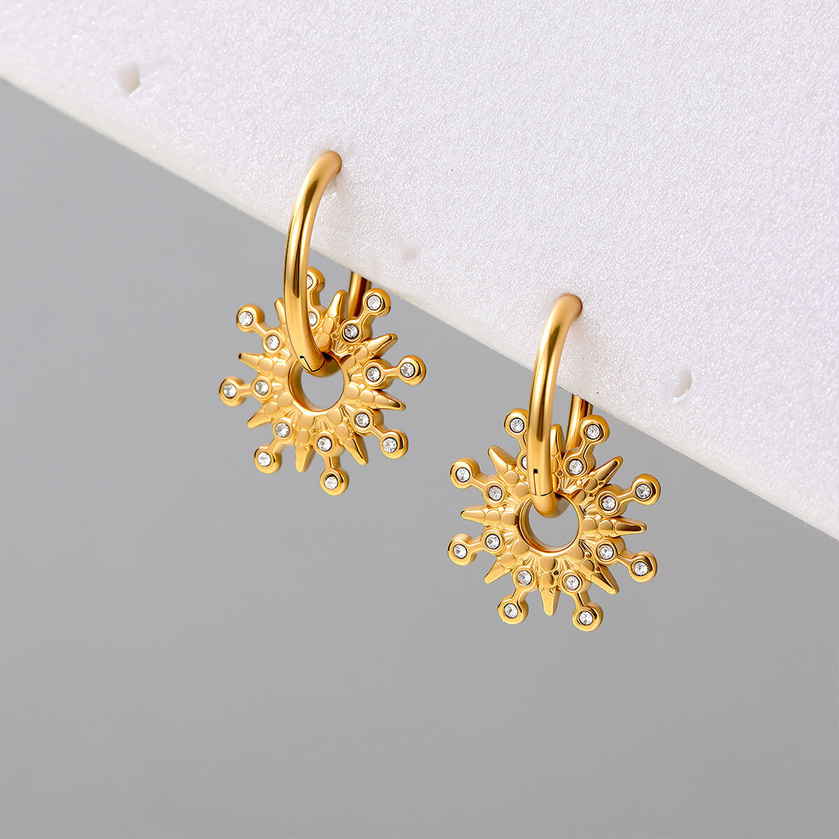 Simple Series Daily Circle Stainless Steel Waterproof Women's Gold Color Hoop Earrings Picture3