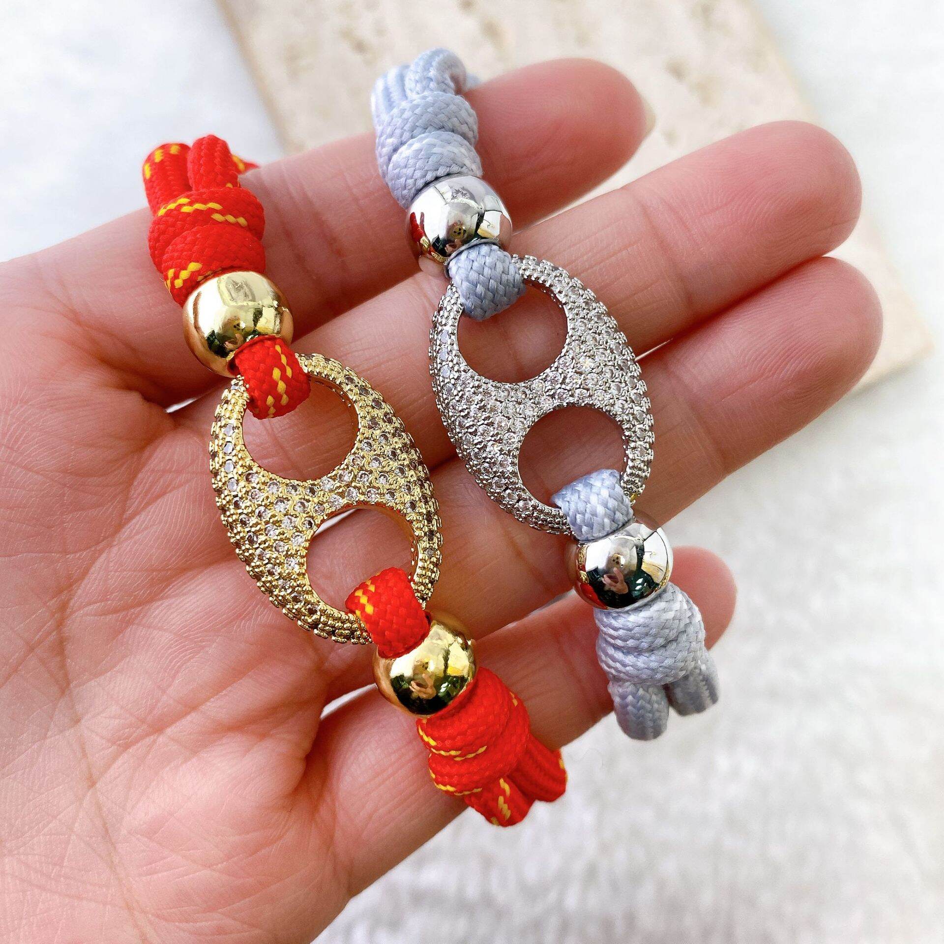 Gevlochten Armbanden Voor Dames Met Geometrische Vormen, Versierd Met Koperen Strass-Steentjes. h5 Afbeelding2