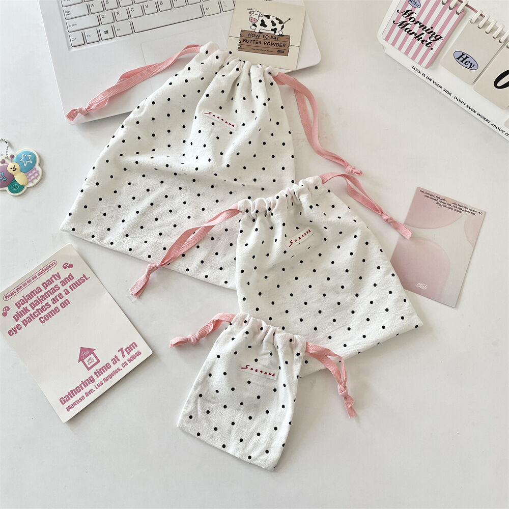 Sacchetti Regalo In Cotone A Pois Della Serie Simple. h5Immagine2