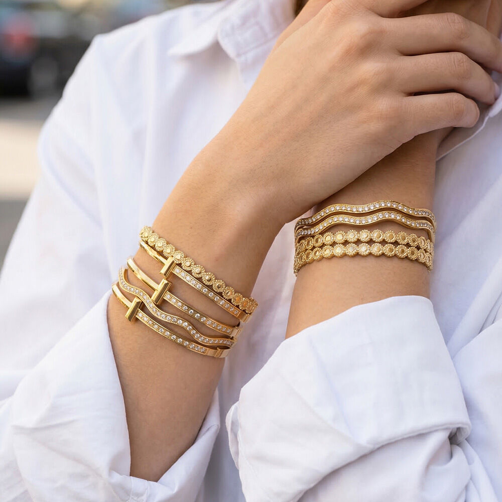 Simple Wave Shape Stainless Steel Waterproof Gold Color Rhinestone Women's Bangles Picture2