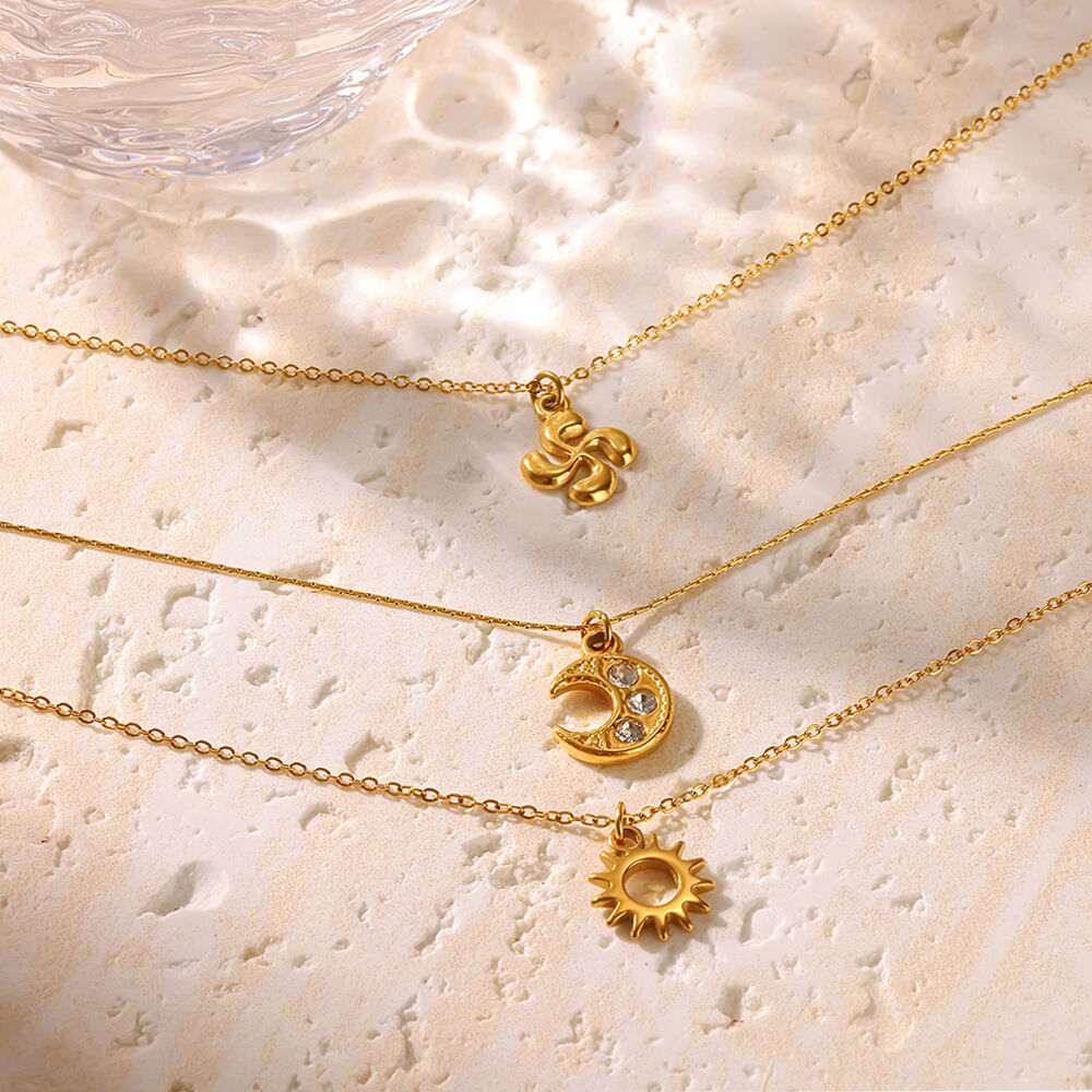 Collana Da Donna Con Ciondolo Sole E Luna In Acciaio Inossidabile Impermeabile Color Oro Con Strass, Serie Simple. h5 Immagine3