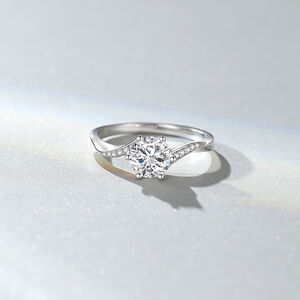 Luxurious Series Simple Irregular Shape 925 Sterling Silver Color Platinum Plating Women's Moissanite Rings h5 Picture2