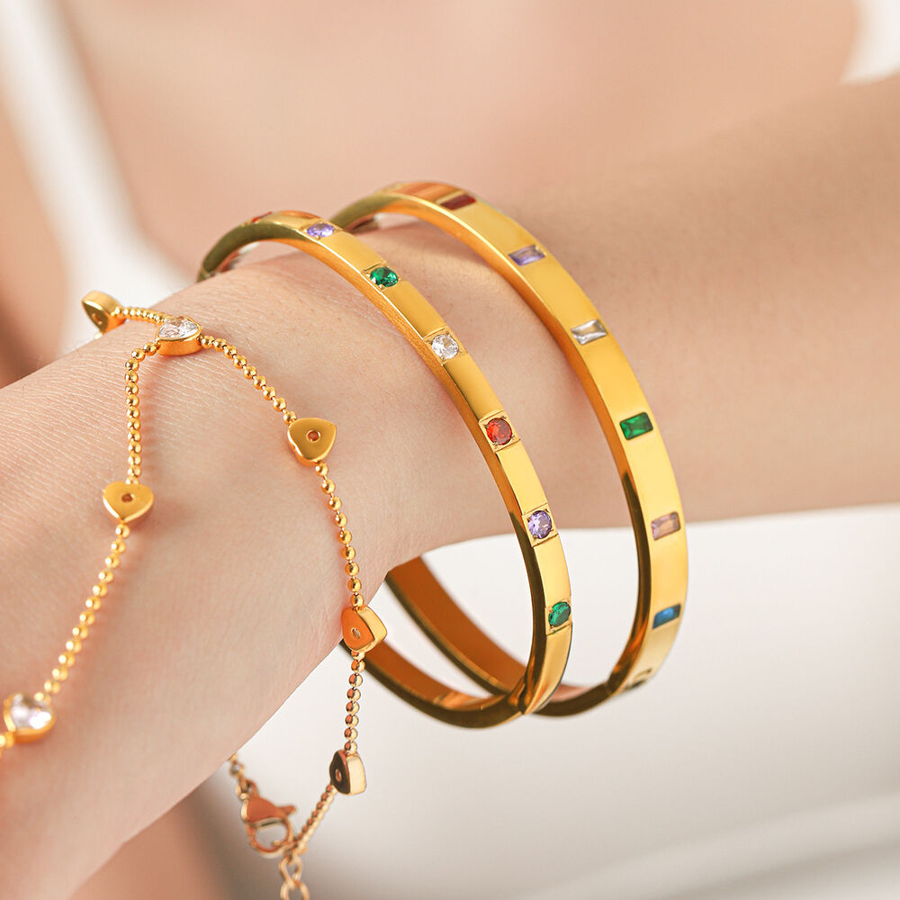 Luxury Series Daily Irregular Shape Ellipse Shape Stainless Steel Waterproof Gold Color Zircon Women's Bangles h5Picture4