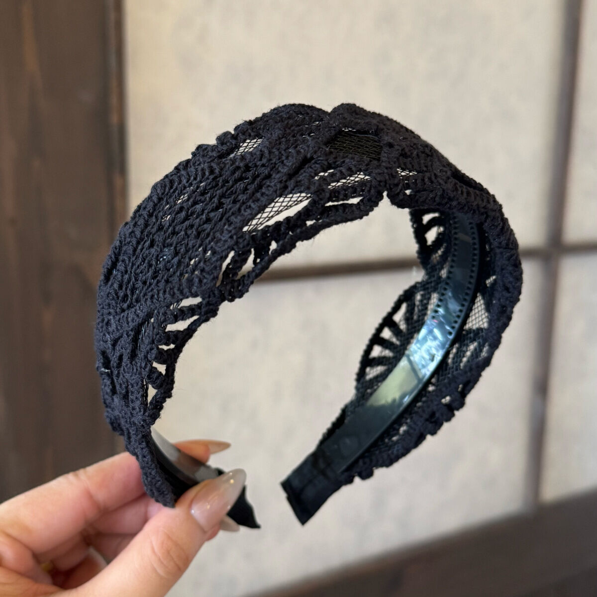 Ethnic Series Elegant Solid Color Hollowed-Out Woven Fabric Hair Bands h5 