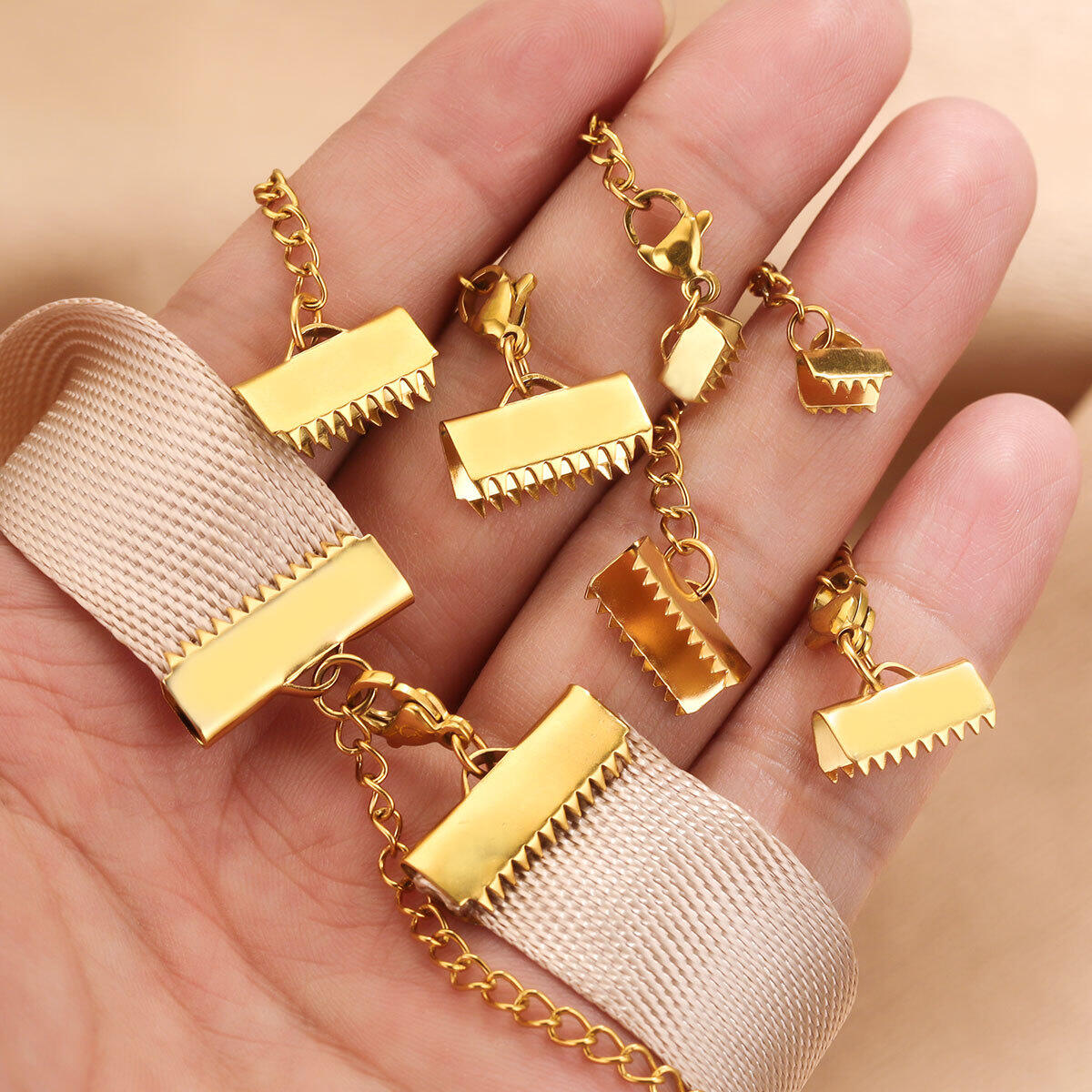Solid Color Stainless Steel Waterproof Gold Color Jewelry Findings h5 Picture4