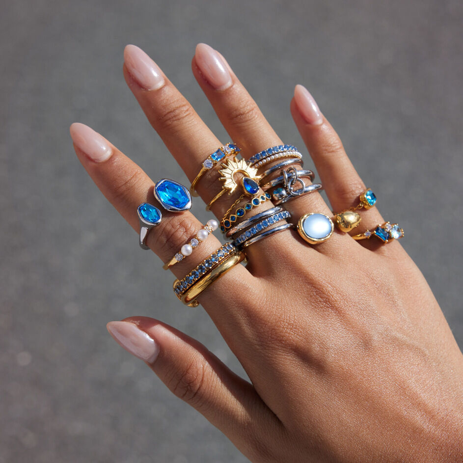 Luxurious Series Retro Irregular Shape Stainless Steel Waterproof   Gold Color  Zircon Women's Gemstone Rings h5 Picture2