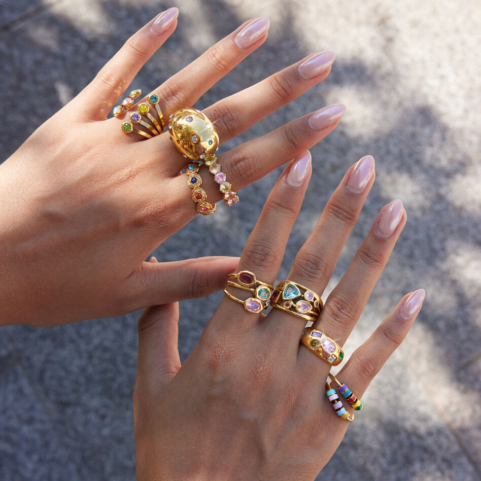 Luxuriöse Serie: Niedliche, Unregelmäßig Geformte, Wasserdichte Damenringe Aus Edelstahl In Goldfarbe Mit Zirkonia-Edelsteinen h5 Bild2
