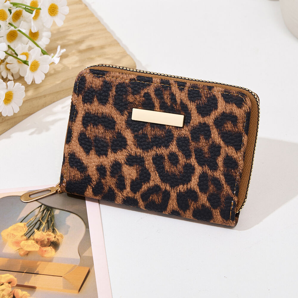 Portafoglio E Porta Carte Da Donna In Stile Casual Con Dettagli In Metallo, Tinta Unita E Stampa Leopardata In Pu.