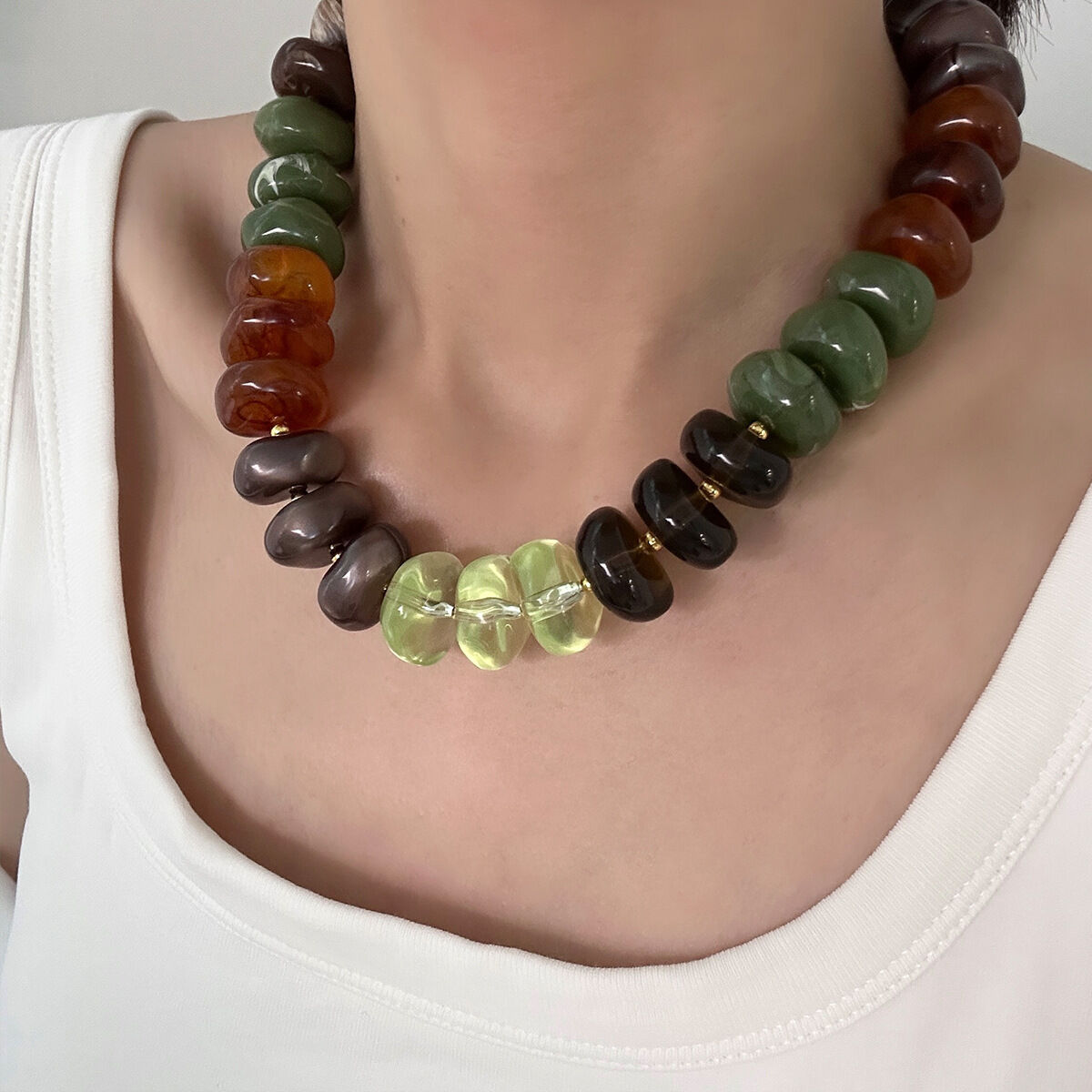 Collares De Mujer Con Cuentas De Resina De Color Degradado De La Serie Simple Retro Beads h5 Imagen3