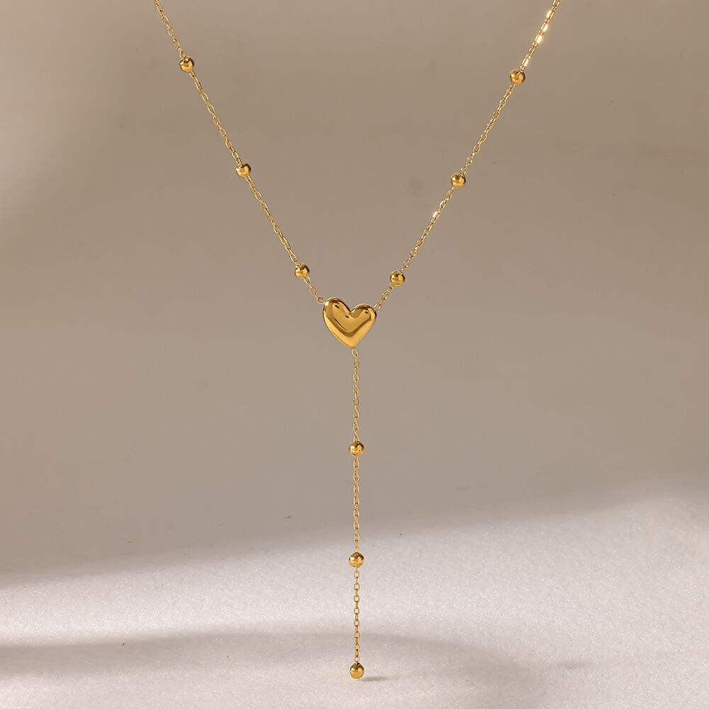 Simple Series Casual Heart Stainless Steel Waterproof Gold Color Women's Pendant Necklaces Picture3