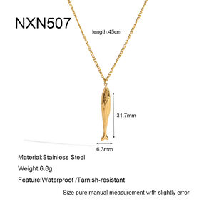 Collana Con Ciondolo Da Donna Simple Series Vacation Fish Geometric Shape In Acciaio Inossidabile Impermeabile Color Oro h5