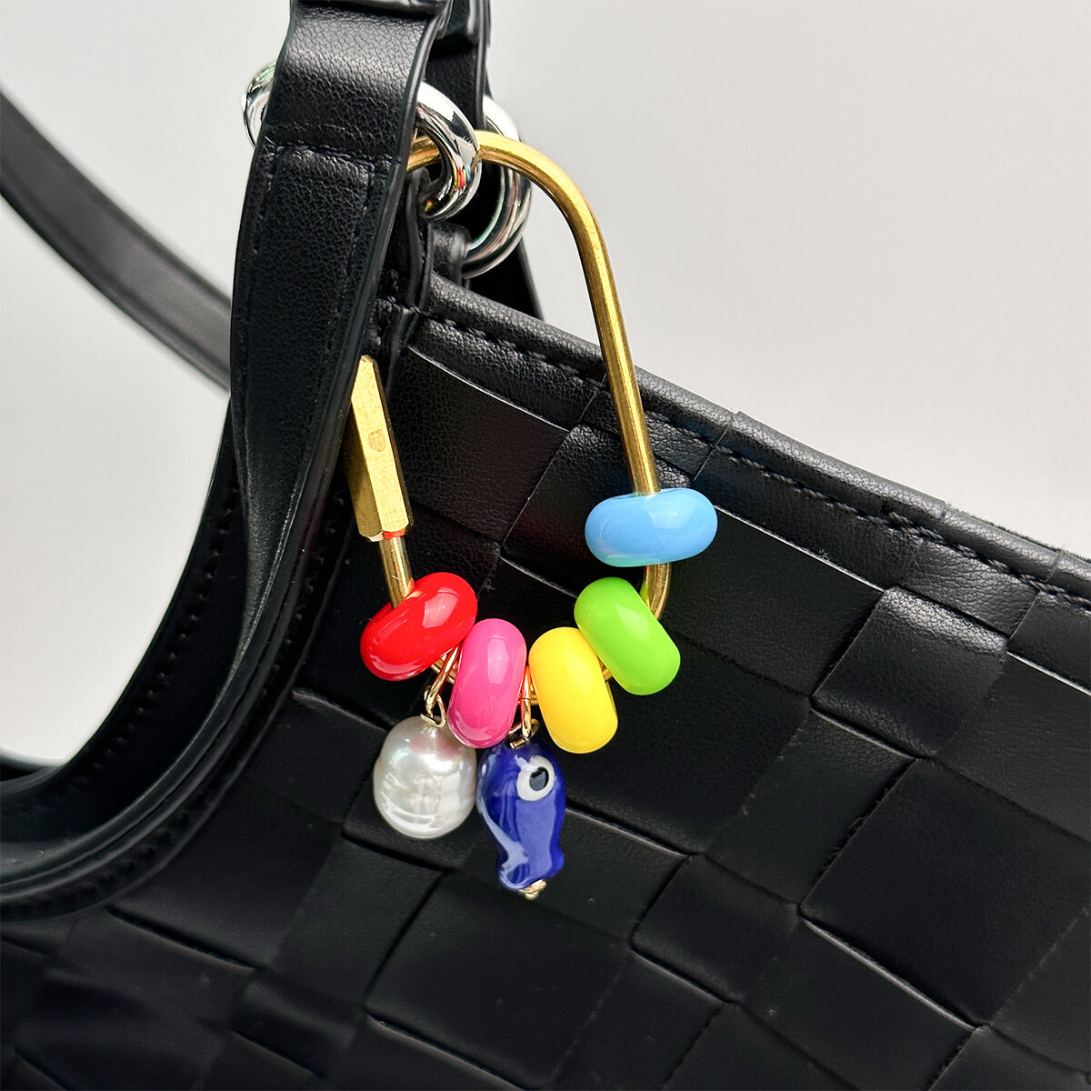 Simple Series Casual Oceanic Style Beads Mixed Color Fish Resin Bag Charms h5 Picture3