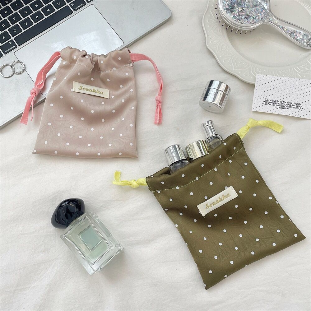 Sacchetti Regalo In Cotone A Pois Della Serie Simple. Immagine4